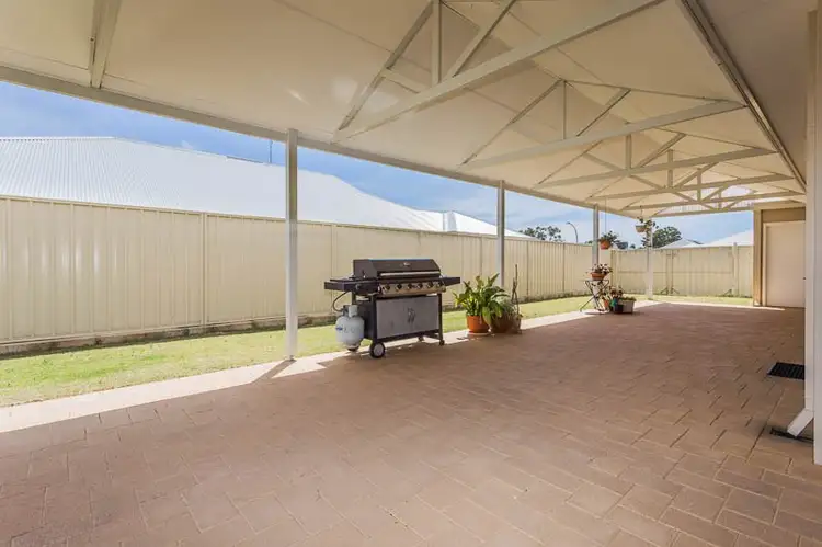 Second view of Homely house listing, 26 Longmore Loop, Swan View WA 6056