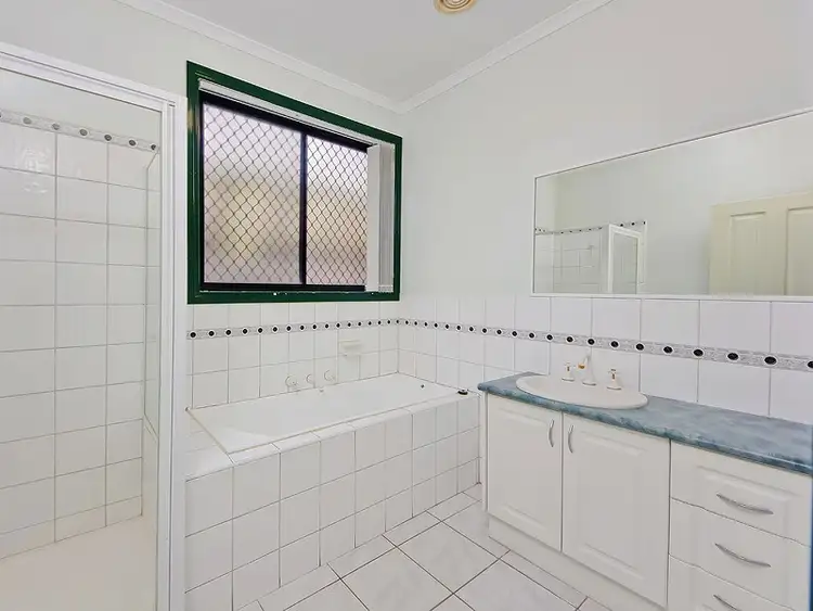 Seventh view of Homely house listing, 13 Aquamarine Court, St Albans VIC 3021