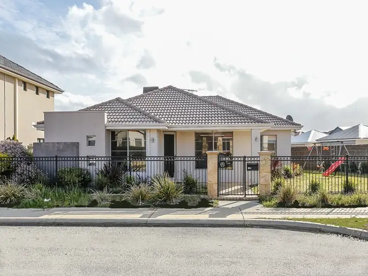 27 Ferryside Road*, Butler WA 6036