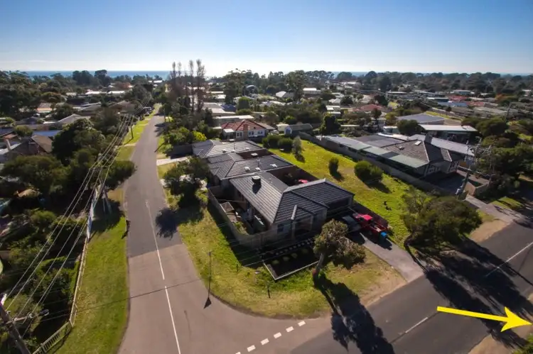 1 Broadway, Rosebud West VIC 3940
