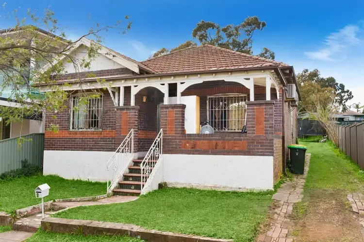 9 Hampden Rd, Lakemba NSW 2195