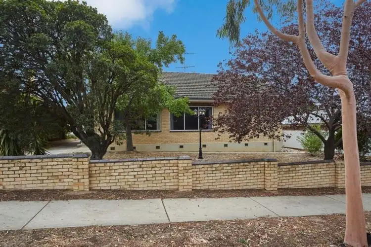 384 Eaglehawk Road, Eaglehawk VIC 3556