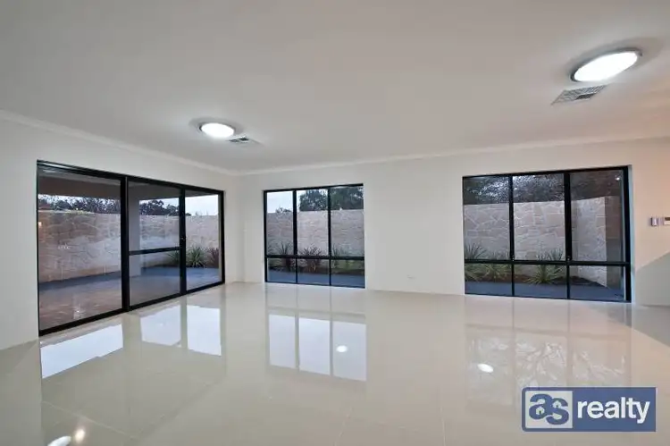 Sixth view of Homely house listing, B/18 Maurice Street, Embleton WA 6062