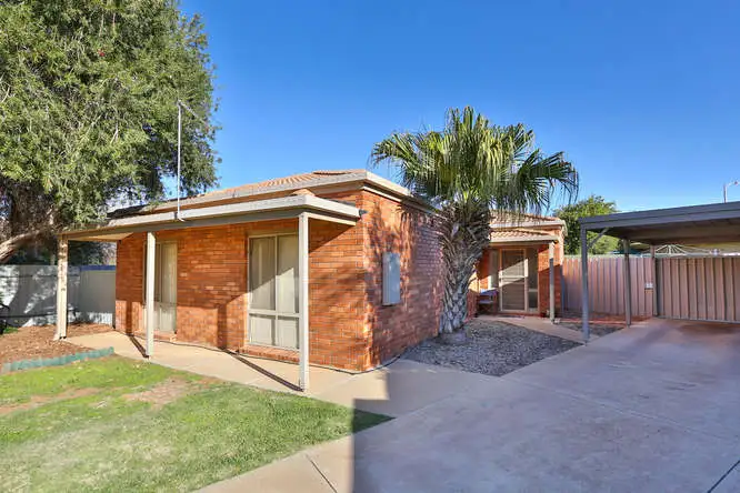 1/2 Peter Close, Red Cliffs VIC 3496