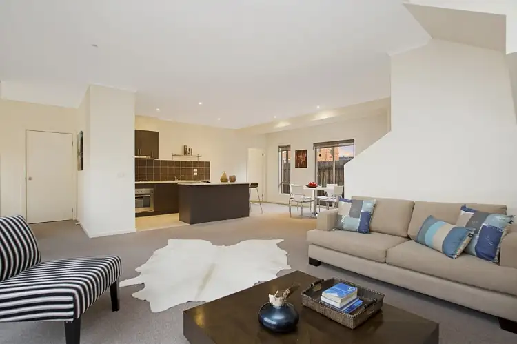 6/8 Bond Avenue, St Albans VIC 3021