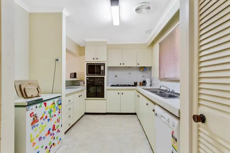 Sixth view of Homely house listing, 7 Guildford Close, Frankston VIC 3199