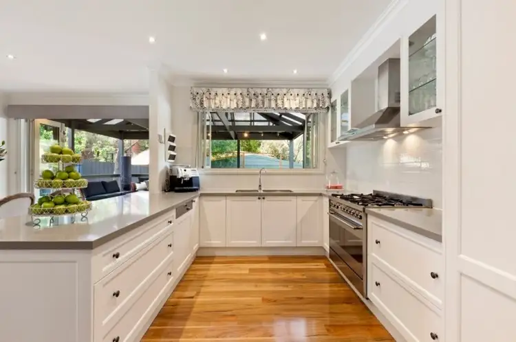 Second view of Homely house listing, 2/16 Raglan Road, Eltham VIC 3095