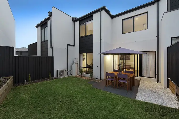 Fifth view of Homely house listing, 7 Zara Close, Bundoora VIC 3083