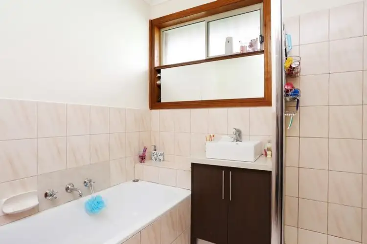 Fifth view of Homely house listing, 75 Paringa Boulevard, Meadow Heights VIC 3048
