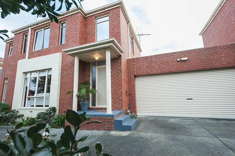 Main view of Homely townhouse listing, 2/203 Nepean Highway, Aspendale VIC 3195
