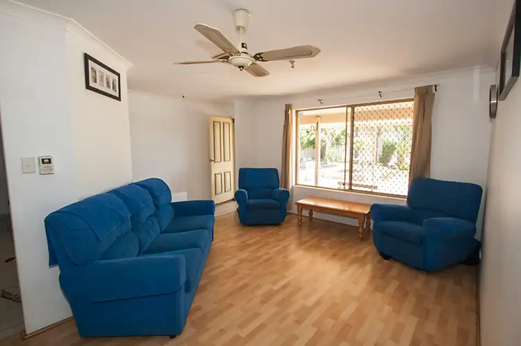 15 Chipper View, Parmelia WA 6167