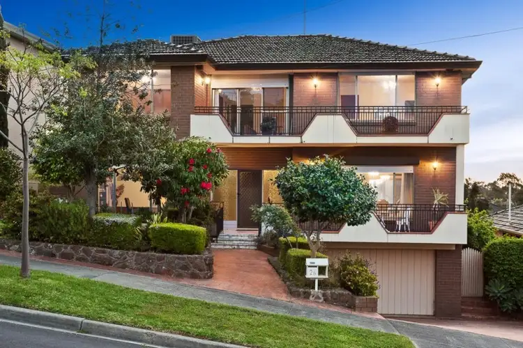 26 Brendan Avenue, Doncaster VIC 3108