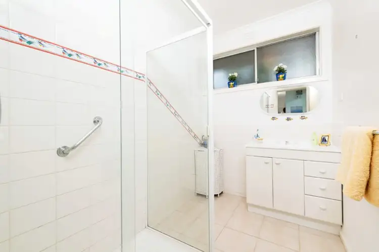 Sixth view of Homely unit listing, 4/270 Warrigal Road, Glen Iris VIC 3146