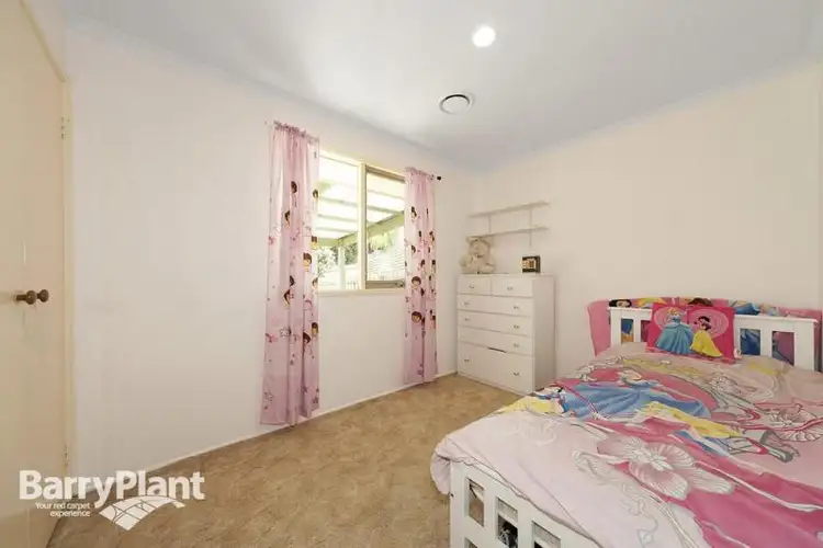 Seventh view of Homely house listing, 5 Hillview Rise, Hampton Park VIC 3976