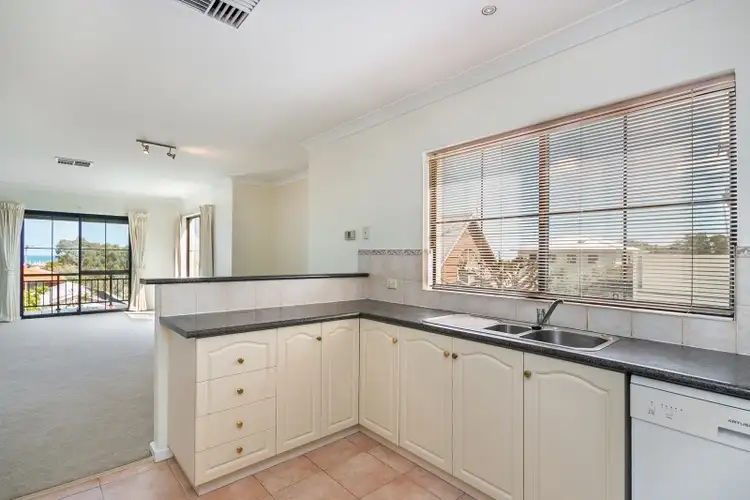 Sixth view of Homely house listing, 2/1 Livingstone Street, Beaconsfield WA 6162