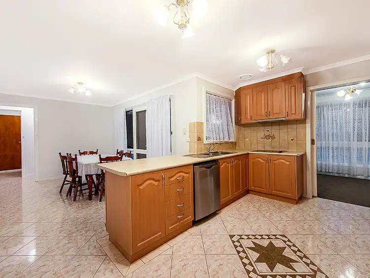 Fifth view of Homely house listing, 32 Dobell Crescent, Werribee VIC 3030