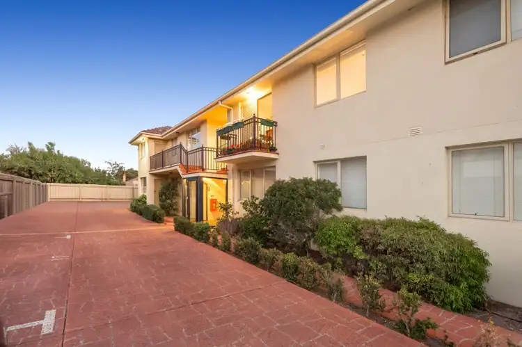 Second view of Homely apartment listing, 8/5 Gordon Street, Footscray VIC 3011