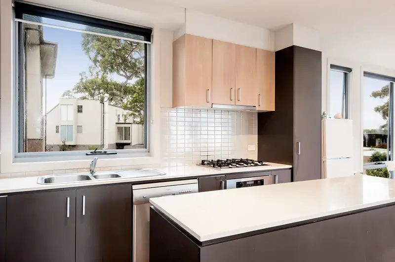 Main view of Homely townhouse listing, 3 Pottage Circuit, Macleod VIC 3085