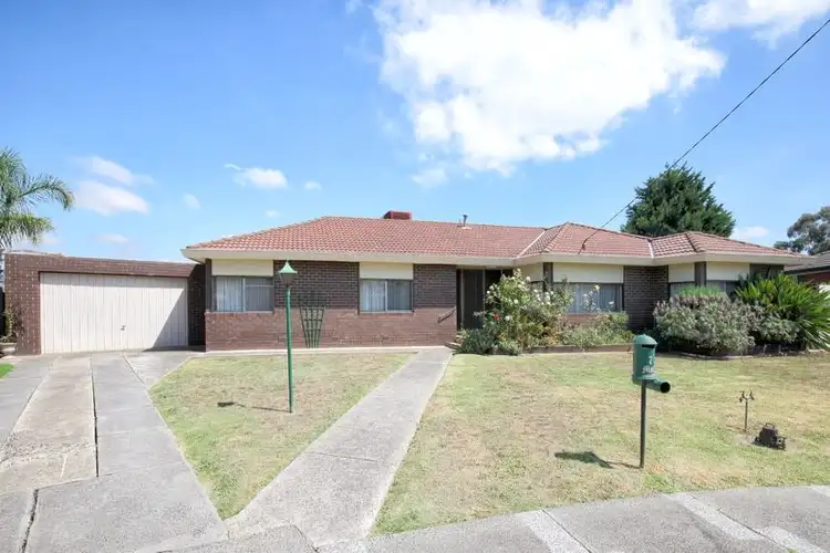 7 Hinton Close, Gladstone Park VIC 3043