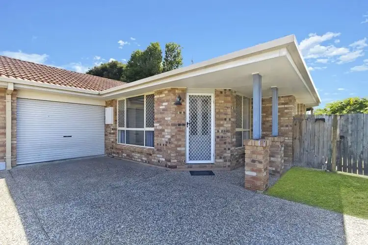Main view of Homely semi-detached listing, 2/11 Cabana Court, Banora Point NSW 2486