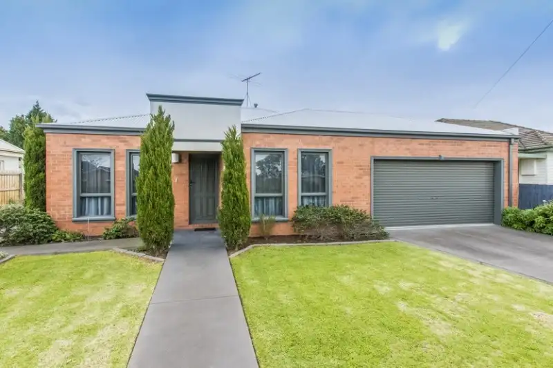 Main view of Homely townhouse listing, 1/8 Sheridan Street, Hamlyn Heights VIC 3215