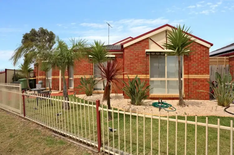1 Berkeley Close, Broadmeadows VIC 3047