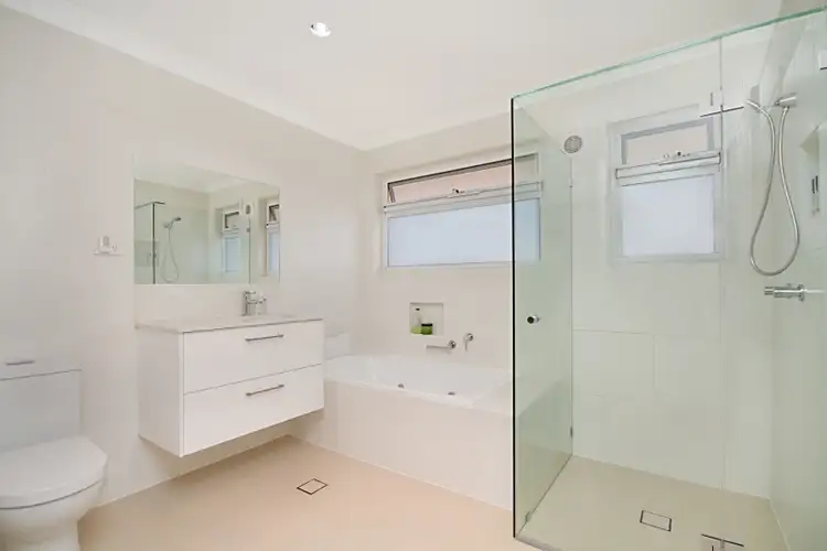 Fourth view of Homely unit listing, 1/13-15 Kingston Drive, Banora Point NSW 2486
