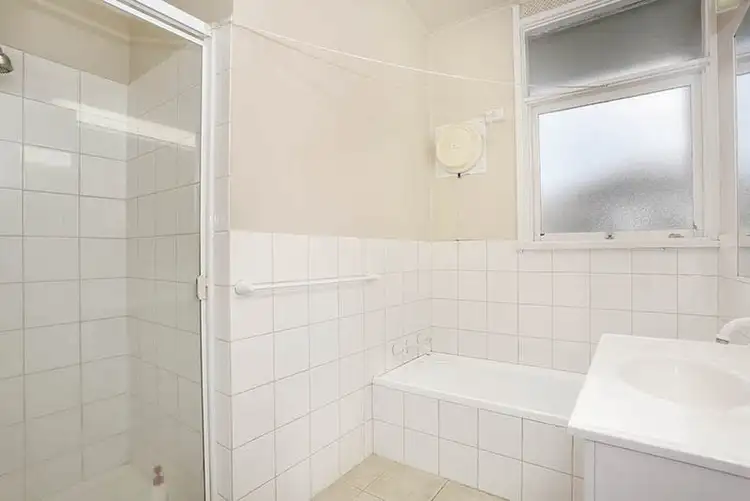 Fifth view of Homely house listing, 28 Durward Avenue, Glen Waverley VIC 3150