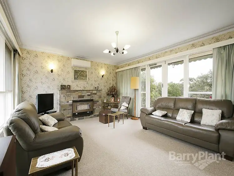 Third view of Homely house listing, 3 Glendowan Road, Mount Waverley VIC 3149