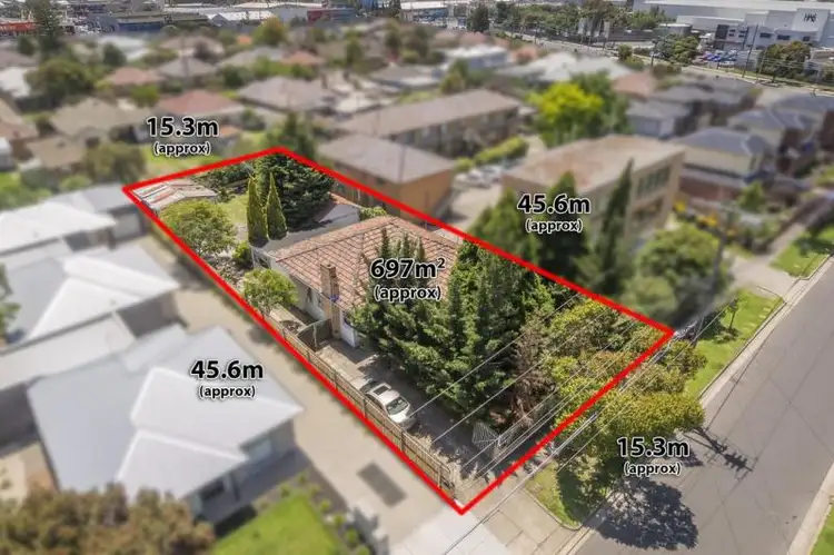 4 Stenhouse Avenue, Brooklyn VIC 3012