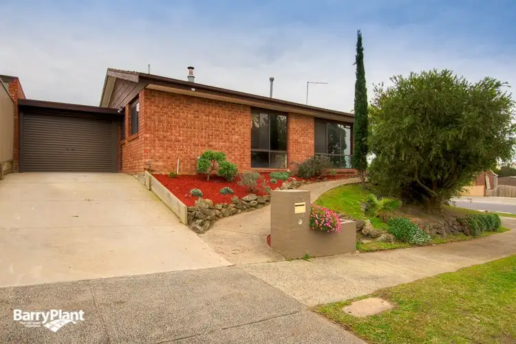 2/50 Willow Drive, Hampton Park VIC 3976