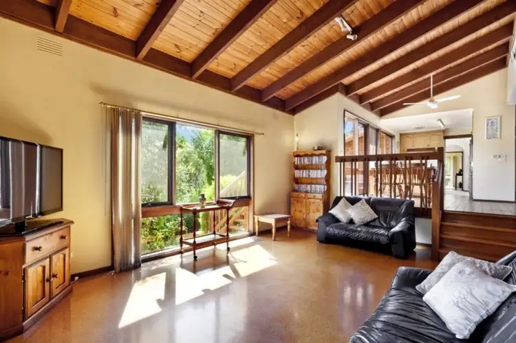 Sixth view of Homely house listing, 5 Avarn Court, Eltham VIC 3095