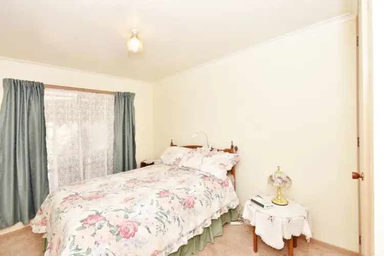 Third view of Homely house listing, 5 Queen Street, Kangaroo Flat VIC 3555