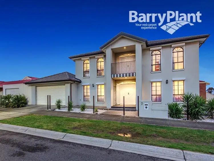 Second view of Homely house listing, 7 Meytan Court, Albanvale VIC 3021