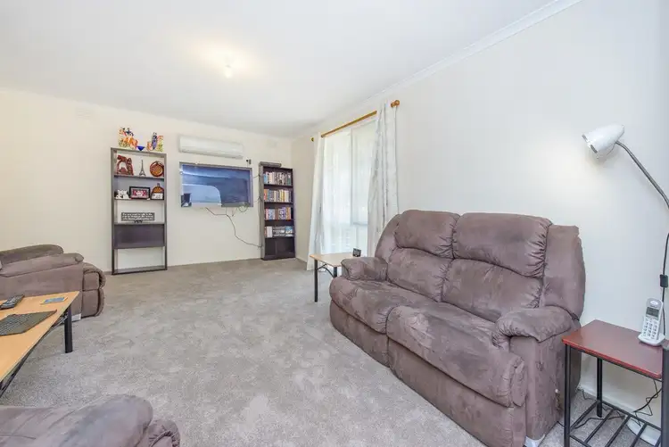 Fourth view of Homely house listing, 1 Drysdale Court, Scoresby VIC 3179