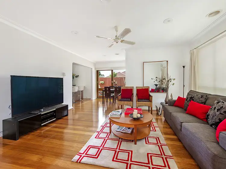 19 Little Street, Deer Park VIC 3023