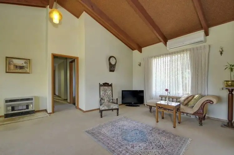 Seventh view of Homely house listing, 2 Clift Court, Traralgon VIC 3844