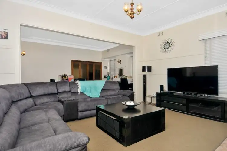 Fifth view of Homely house listing, 280 Grimshaw Street, Watsonia North VIC 3087