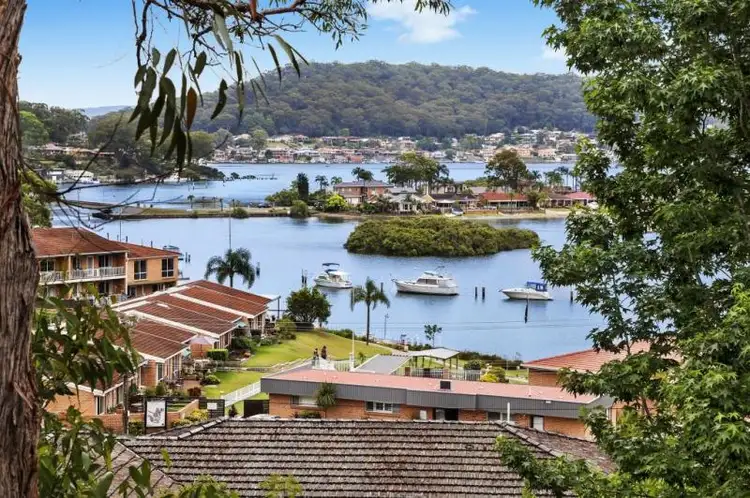 50 Yugari Cresent, Daleys Point NSW 2257