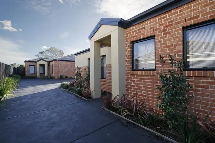 2/8 Arthur Street, Hastings VIC 3915