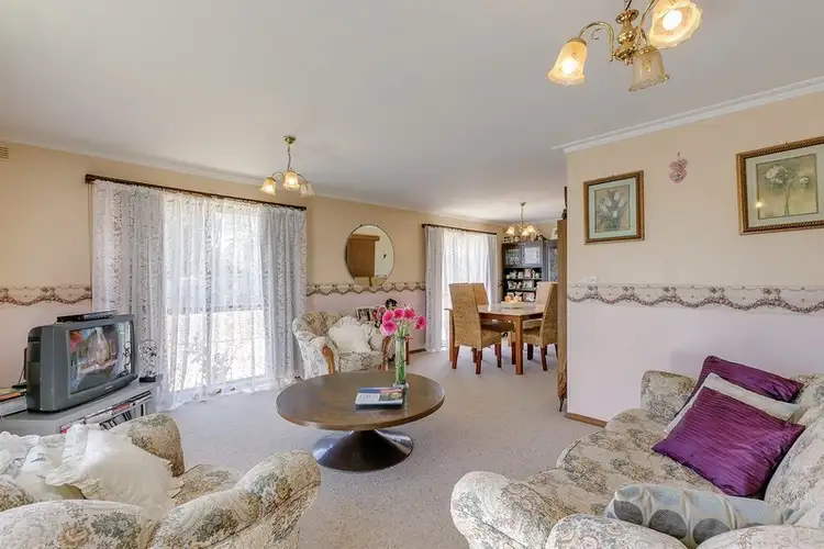 Fifth view of Homely house listing, 3 Tarn Place, Wendouree VIC 3355