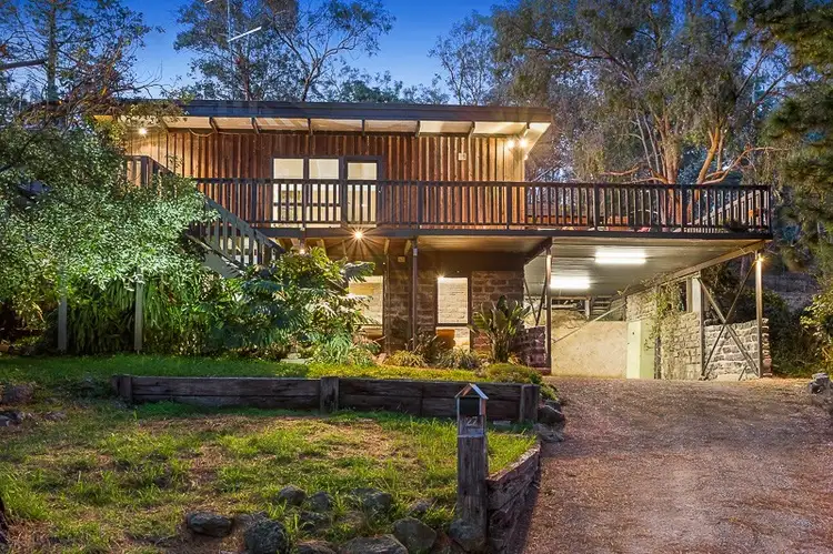 27 Research Avenue, Research VIC 3095