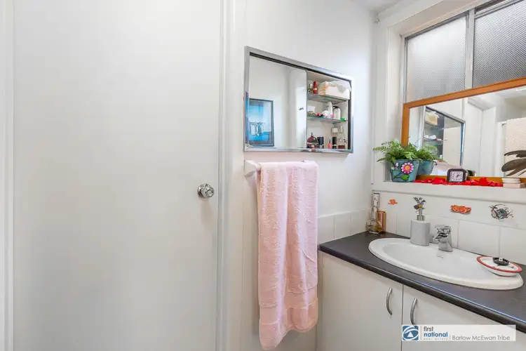 Fifth view of Homely apartment listing, 2/1 James Avenue, Seaholme VIC 3018