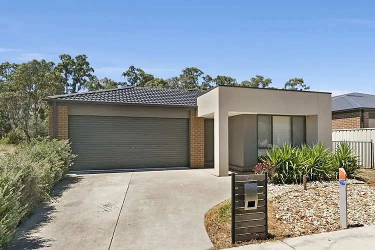 42 Barnett Drive, Kangaroo Flat VIC 3555