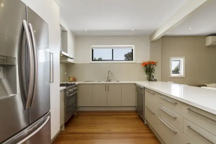 Sixth view of Homely house listing, 17 Catherine Avenue, Mount Waverley VIC 3149