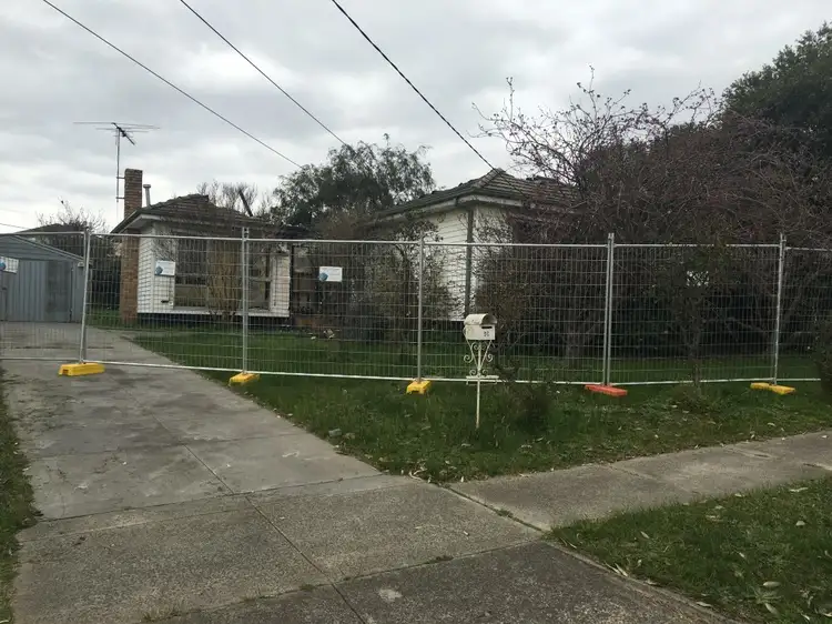 30 Roberts Avenue, Mulgrave VIC 3170