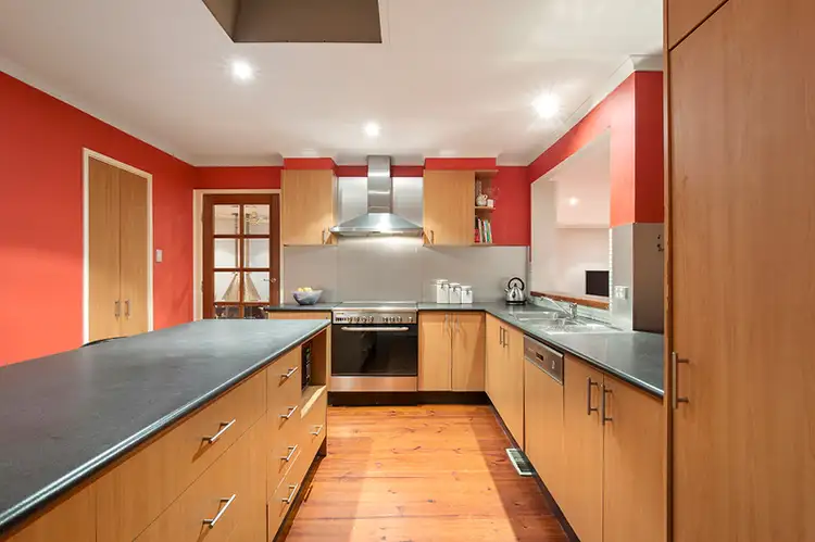 Fourth view of Homely house listing, 10 Birrakay Court, Greensborough VIC 3088