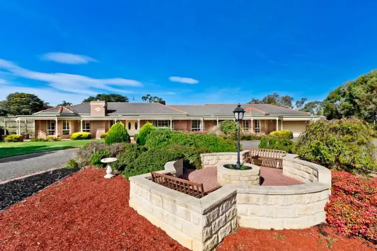 15 Kurrak Road, Yarrambat VIC 3091