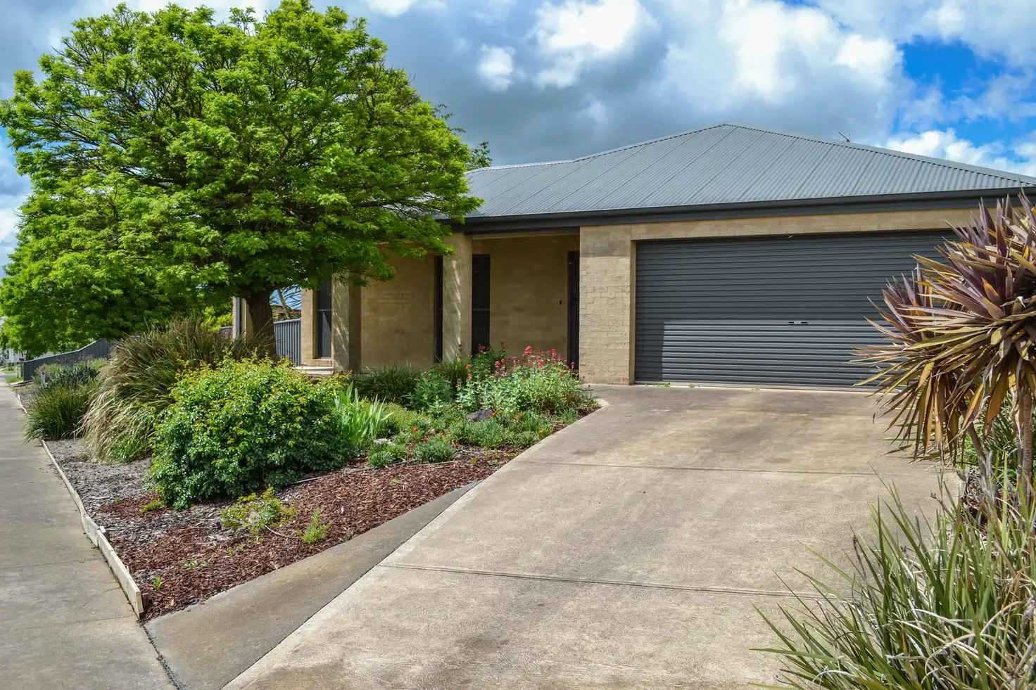 Main view of Homely house listing, 19-21 Stewart Street, Mansfield VIC 3722