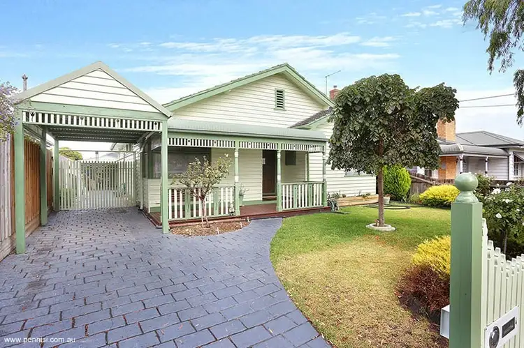 4 Daphne Street, Pascoe Vale VIC 3044